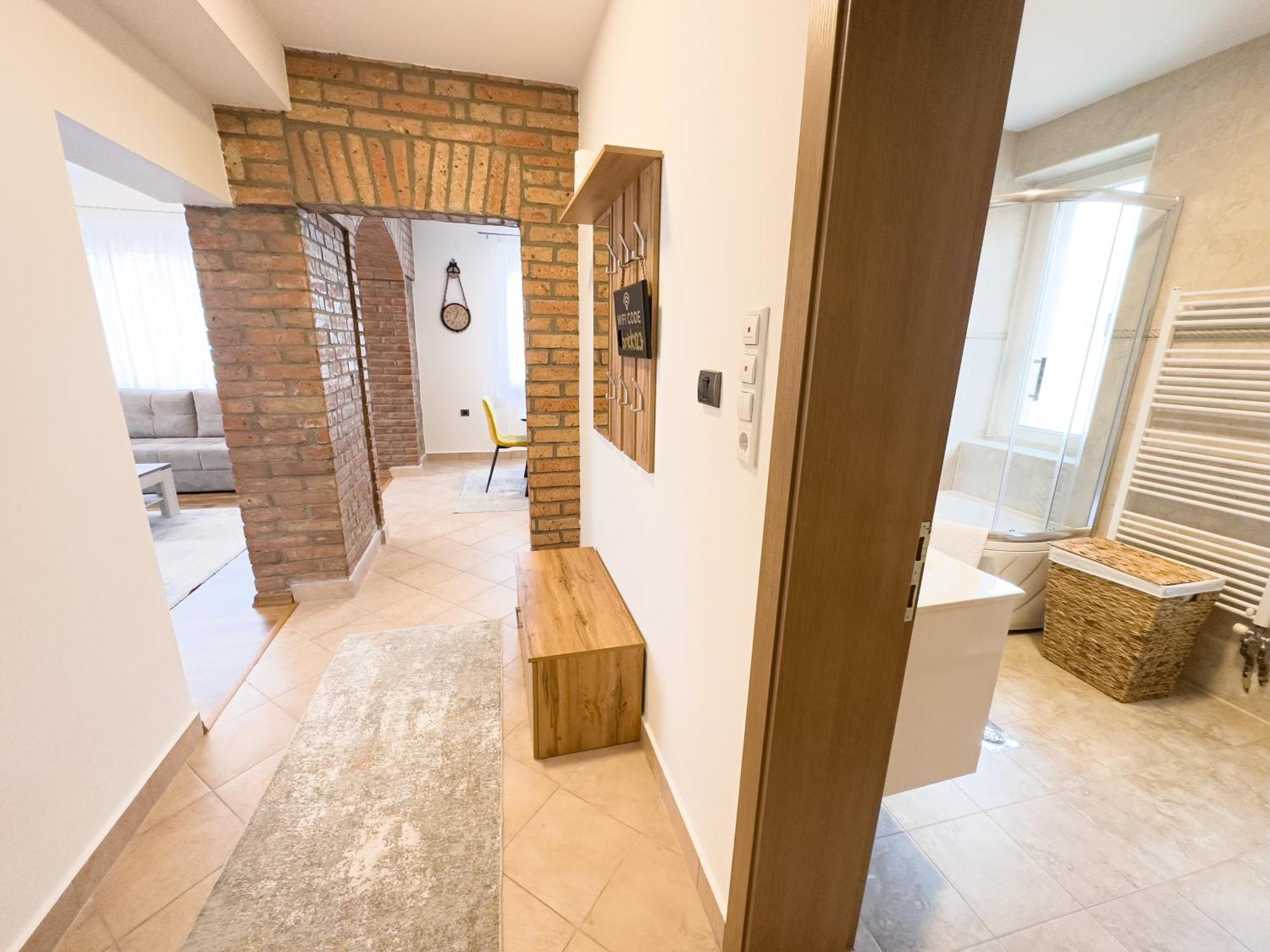 Luxurious And Cosy Brick Apartment - Free Private Parking SJJ Exterior photo